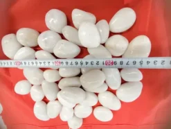 Discount 80 kg Polerad småsten Flodsten Pebbles Trädgårdsgrus Prydnadsgrus Vit Trädgårdsstenar & Klivstenar