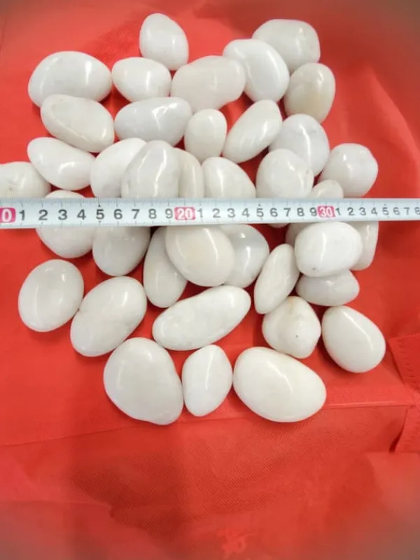100 kg Polerade småsten Flodsten Pebbles Trädgårdsgrus Prydnadsgrus Vit