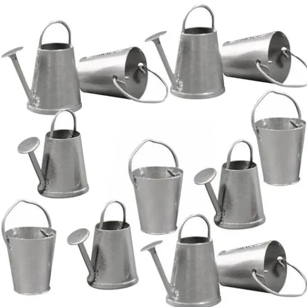6 mini vattenkannor och 6 metallhinkar 2 cm