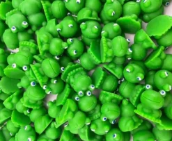 50 ST Mini Hartsgrodor, Gröna små grodafigurer Miniatyr Heminredning Fe Trädgårdsdekoration, Födelsedagsfester