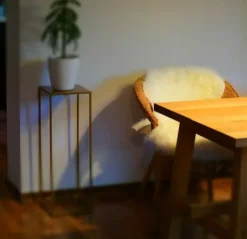 Outlet Blomsterställ LOFT MET 363 – 70 cm vit metall Krukor & Växtbehållare