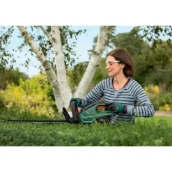 Sale UniversalHedge Cut 18-55 sladdlös häcksax utan batteri Trädgårdsmaskiner