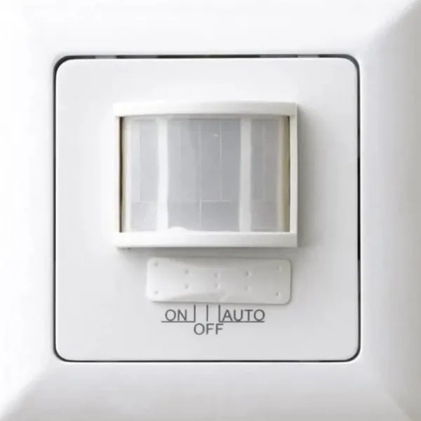 Outlet CHACON rörelsedetektor - 120° detekteringsområde - Justerbar ljusstyrka Rörelsedetektorer