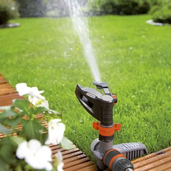 Gardena Canon sprinkler på roterande plock