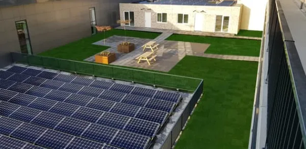 Outlet Gummikakel med konstgräs på 30 mm - 50x50 cm Trädgårdsprydnader