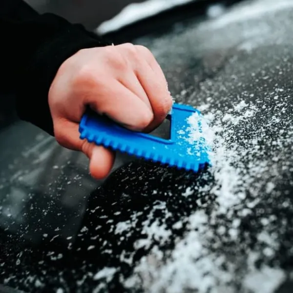 K2 Isskrapa tar bort snö, frost och is Snöborttagning