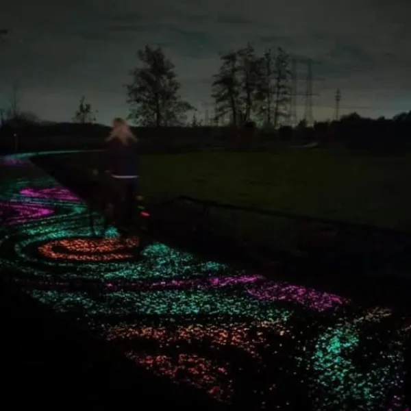 Clearance KL04626-Utomhus lysande sten, 100 st konstgjorda fluorescerande småsten dekoration för trädgård Pathway poolbelysning Trädgårdsstenar & Klivstenar