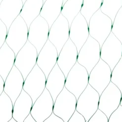 Set med 3 produkter. Fågelnät 7g/m2 19x19mm 8x8m