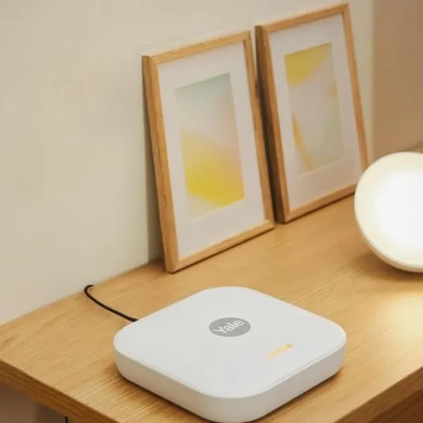 Smart Alarm Start Kit Yale
