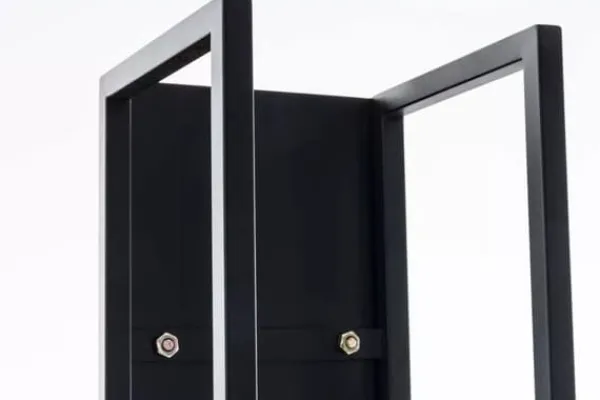 Clearance Spark Firewood Rack - Black Matt Metal, 25x25x100 cm Tillbehör Till Vedeldade Kaminer & Öppna Spisar