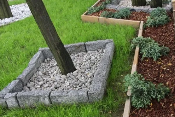 Trädgårdssten Dekorativ Granit DALMATISK Grus 8-16MM 20KG Biovita