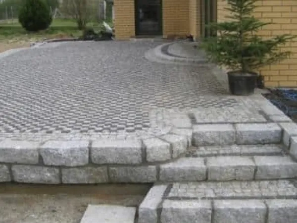 Trädgårdssten Dekorativ Granit DALMATISK Grus 8-16MM 20KG Biovita