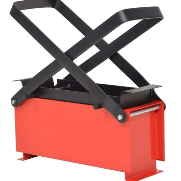 Online Verktyg för öppna spisar - Living Brikettpress i stål för papper 34x14x14 cm svart och röd Tillbehör Till Vedeldade Kaminer & Öppna Spisar